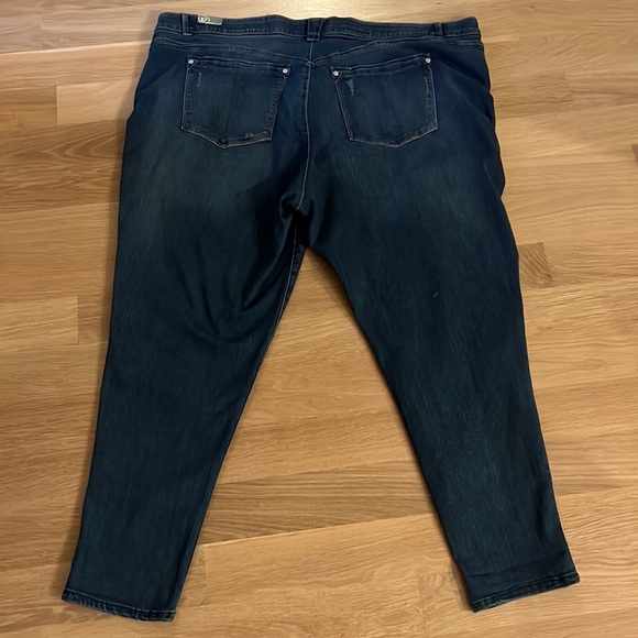 Wit & Wisdom New Absolution Distressed Jeans 24W - Picture 5 of 10